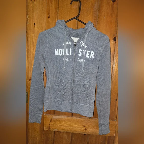 Hollister Gray Women's Hoodie - Picture 1 of 6